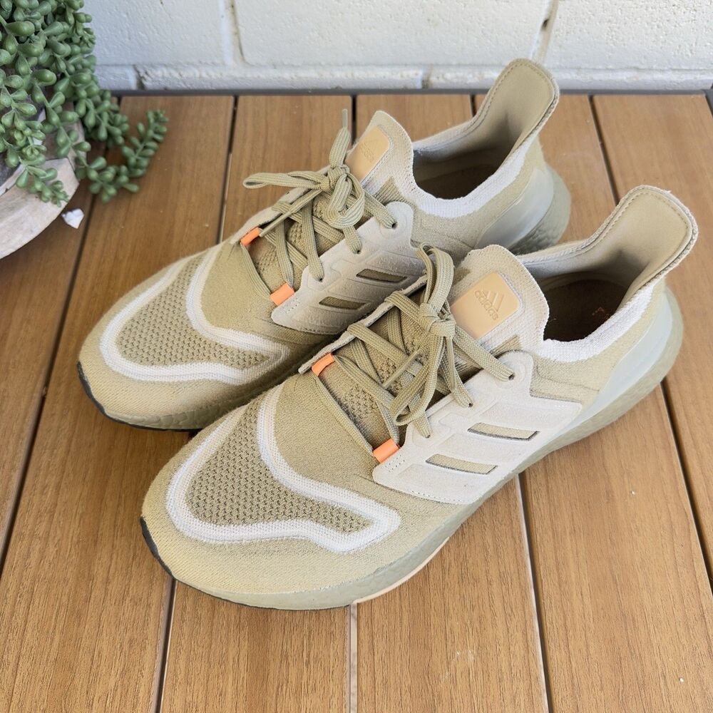 adidas Ultraboost 22 Men’s 12 Orbit Green Metal Grey Beam Orange GX9140 Running